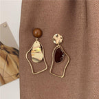 Minimalist gold dangle earrings for women