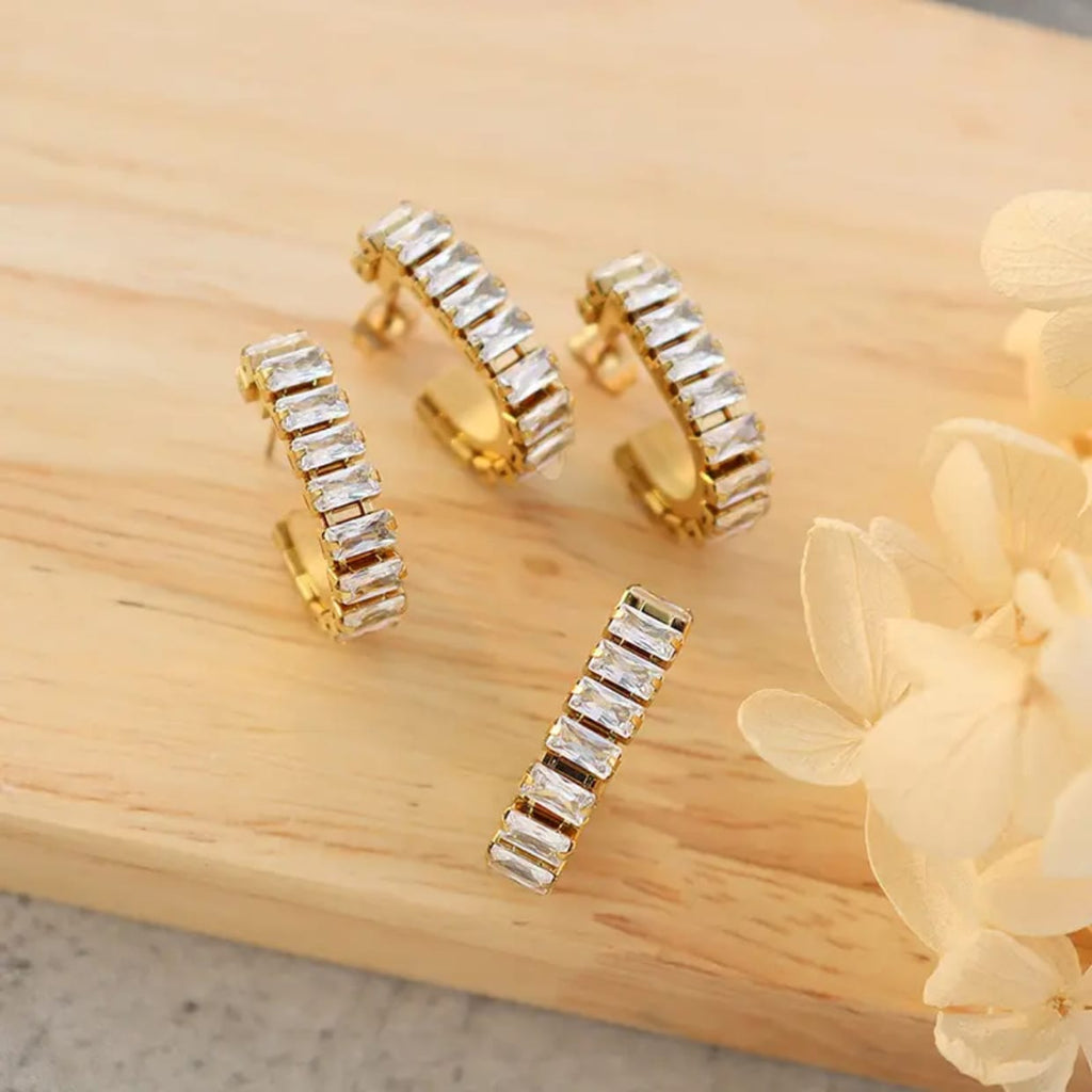 Crowned Edge Hoop Earrings – 18K Gold Plated Royal Hoops | Kariva