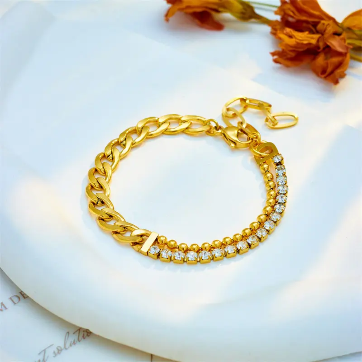 Kariva Dazzle Chain Bracelet – 18K Gold Plated