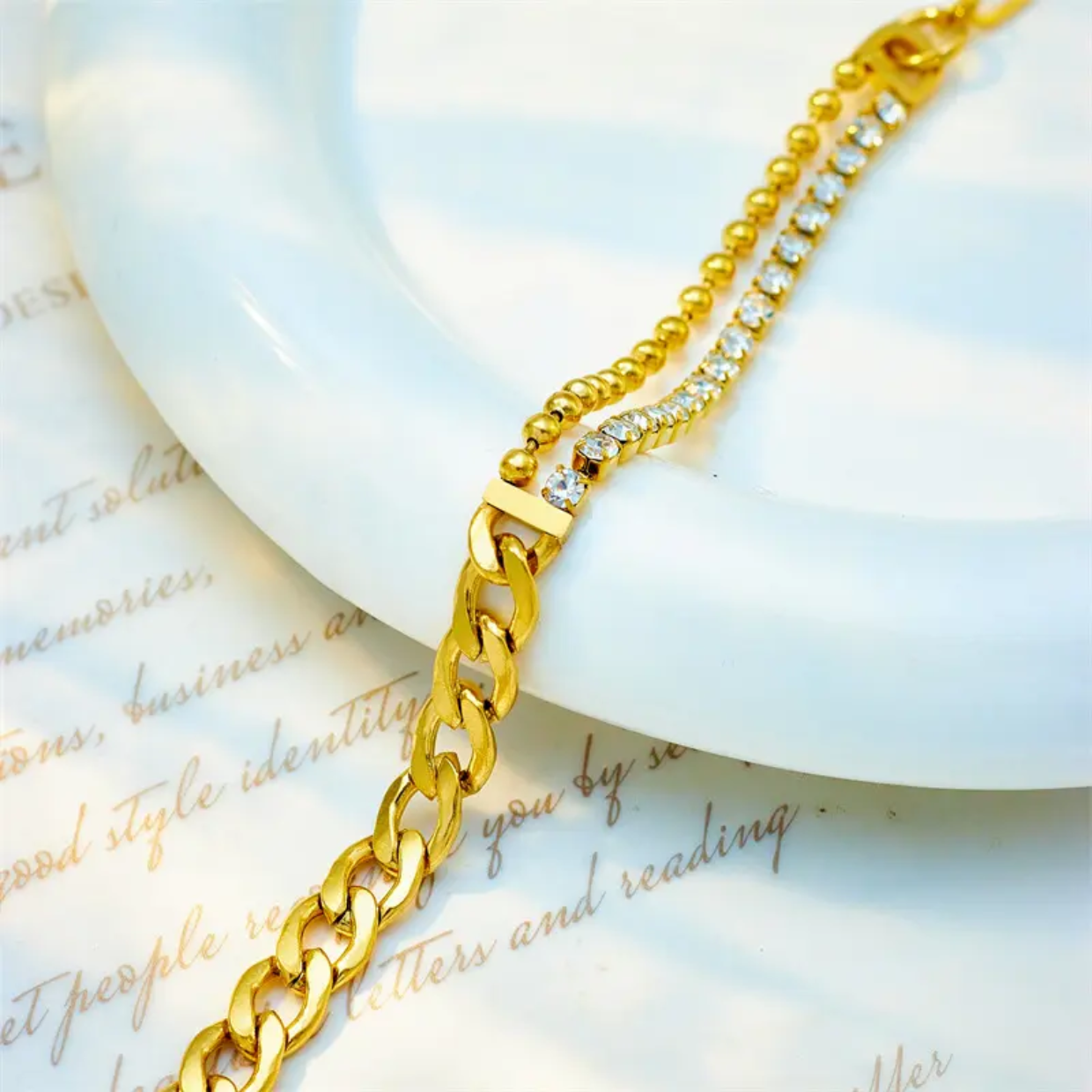 Kariva Dazzle Chain Bracelet – 18K Gold Plated