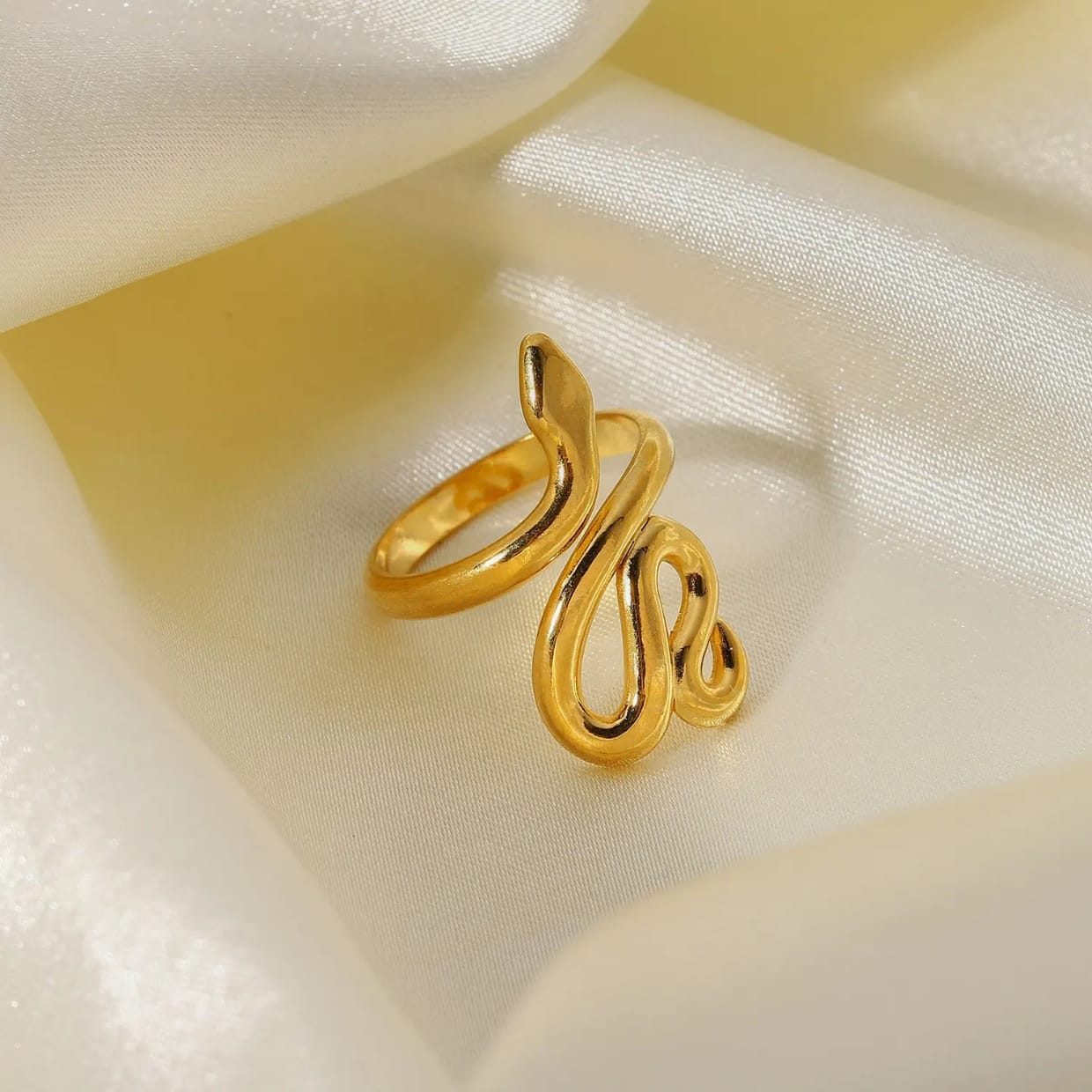 Serpent Twist Ring – Adjustable Snake Ring in 18K Gold | Kariva