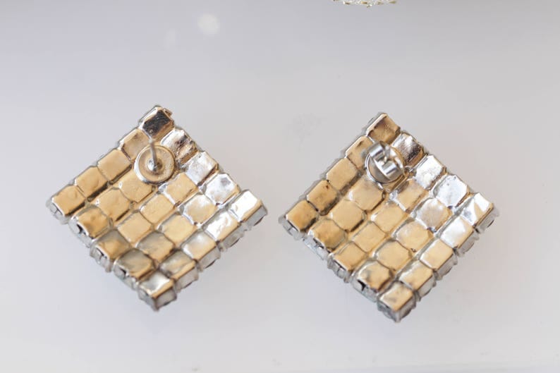 Diamond-cut prism stud earrings in gold with square stones - Kariva Jewelry