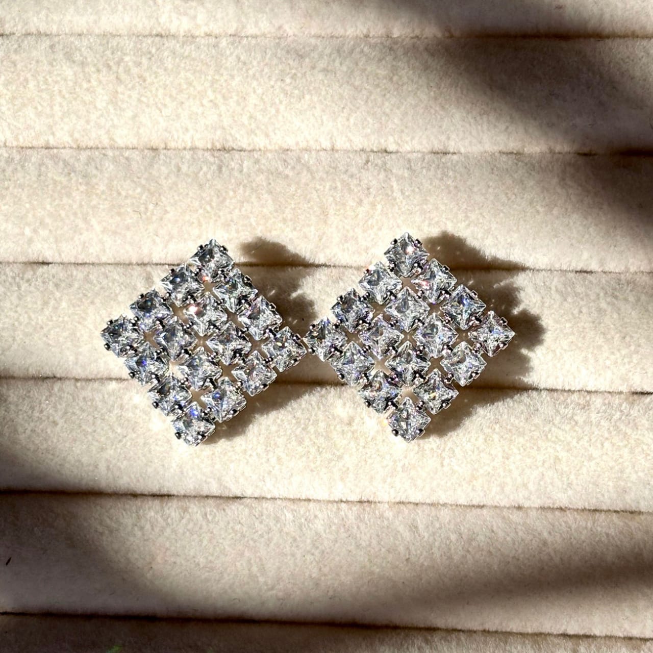 Diamond-cut prism stud earrings in gold with square stones - Kariva Jewelry